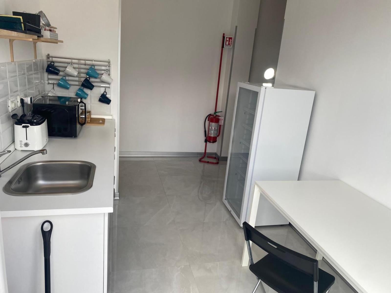 Travelershome Ciampino Airport Guesthouse 600M To Airport Exteriör bild